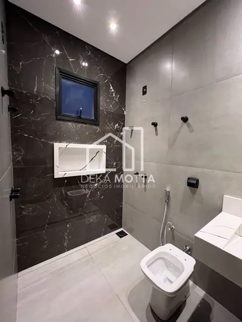 Foto 6 de Casa com 3 quartos à venda, 250m2 em Aclimação, Uberlandia - MG