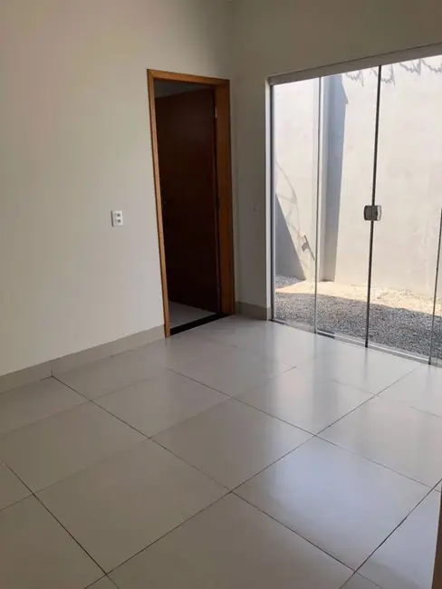 Foto 1 de Casa com 2 quartos à venda, 104m2 em Grand Ville, Uberlandia - MG