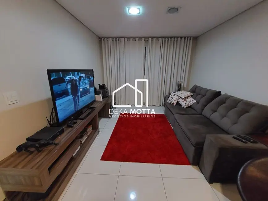 Foto 1 de Casa com 4 quartos à venda, 360m2 em Santa Mônica, Uberlandia - MG