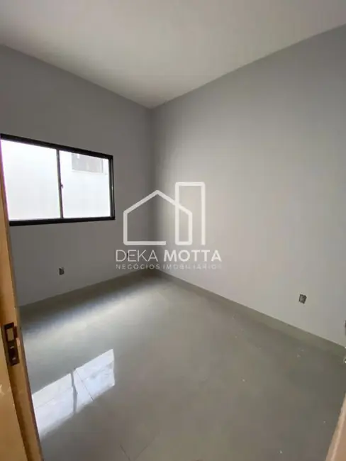 Foto 5 de Casa com 3 quartos à venda, 120m2 em Marta Helena, Uberlandia - MG
