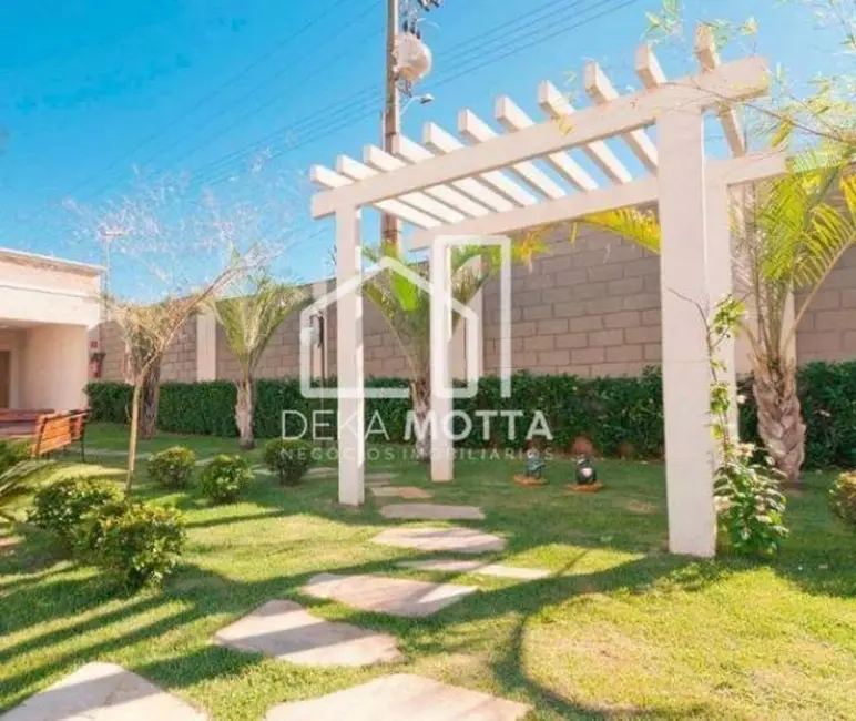 Foto 2 de Apartamento com 2 quartos à venda, 44m2 em Brasil, Uberlandia - MG