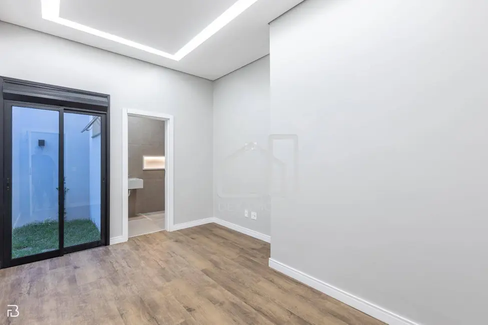 Foto 4 de Casa de Condomínio com 3 quartos à venda, 300m2 em Grand Ville, Uberlandia - MG