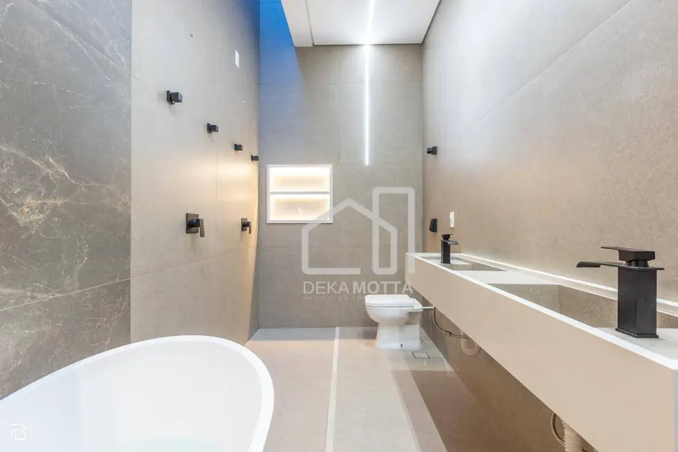 Foto 3 de Casa de Condomínio com 3 quartos à venda, 300m2 em Grand Ville, Uberlandia - MG