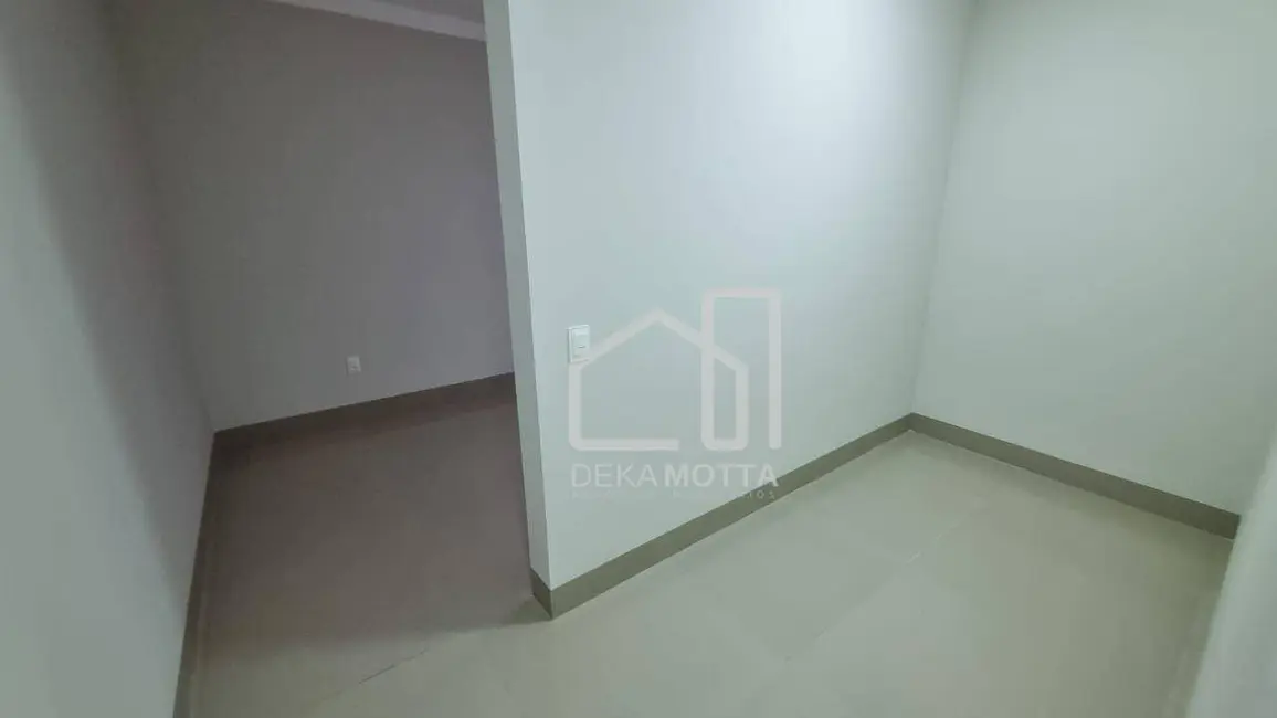 Foto 5 de Casa de Condomínio com 3 quartos à venda, 200m2 em Grand Ville, Uberlandia - MG