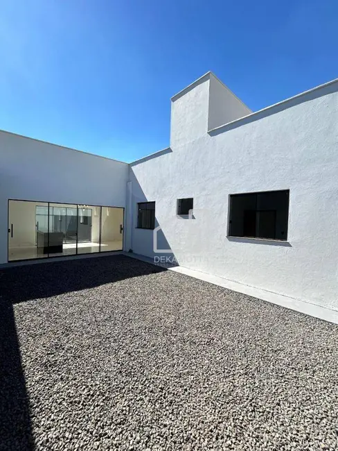 Foto 3 de Casa de Condomínio com 2 quartos à venda, 250m2 em Uberlandia - MG