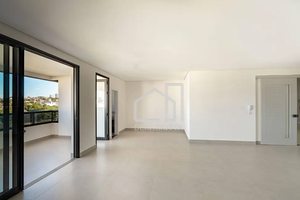 Foto 6 de Cobertura com 3 quartos à venda, 236m2 em Copacabana, Uberlandia - MG