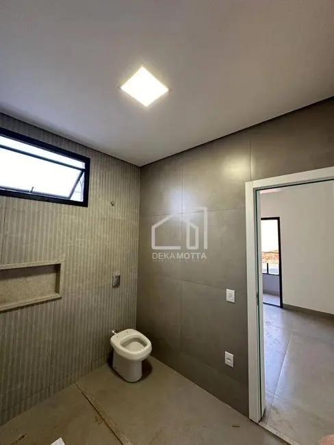 Casa de Condomínio com 3 quartos à venda, 250m2 em Aclimação, Uberlandia - MG - imagem 6 Foto 6 de Casa de Condomínio com 3 quartos à venda, 250m2 em Aclimação, Uberlandia - MG