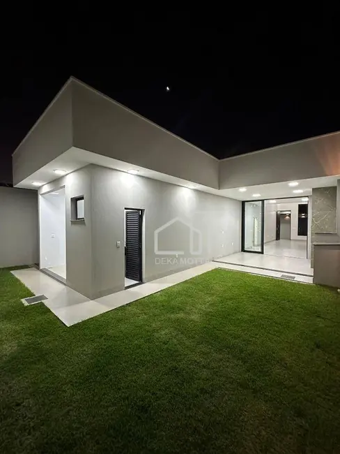 Foto 2 de Casa com 3 quartos à venda, 250m2 em Aclimação, Uberlandia - MG