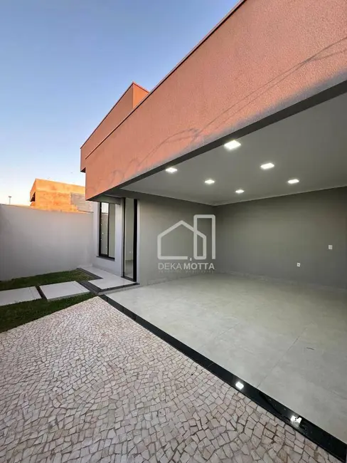 Foto 4 de Casa com 3 quartos à venda, 250m2 em Aclimação, Uberlandia - MG