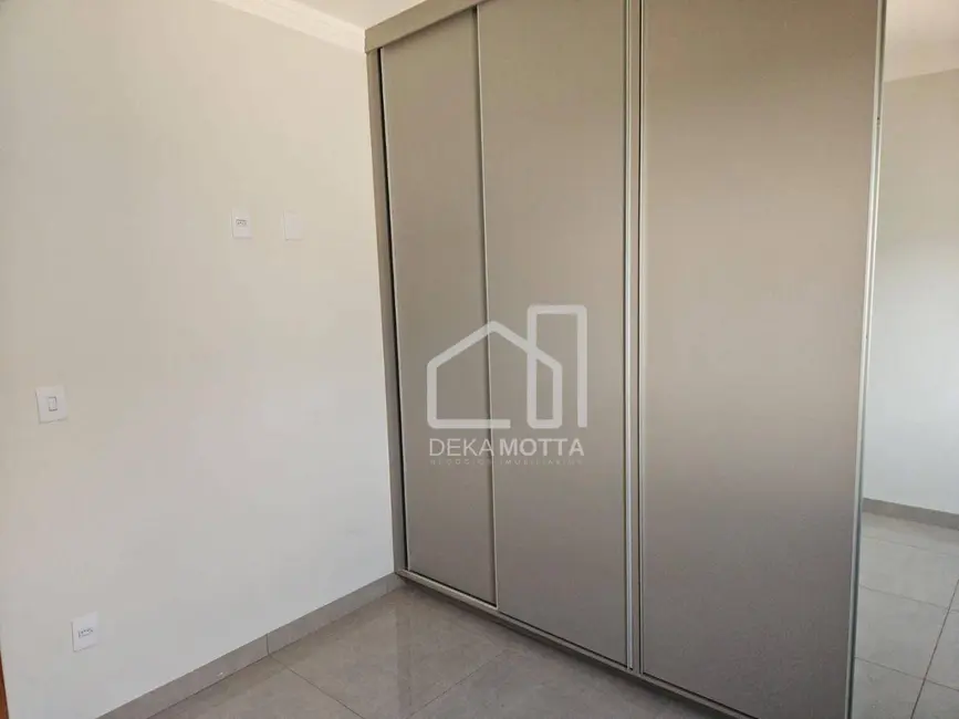 Foto 5 de Casa com 3 quartos à venda, 126m2 em Aclimação, Uberlandia - MG
