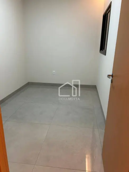 Foto 4 de Casa com 2 quartos à venda, 125m2 em Aclimação, Uberlandia - MG