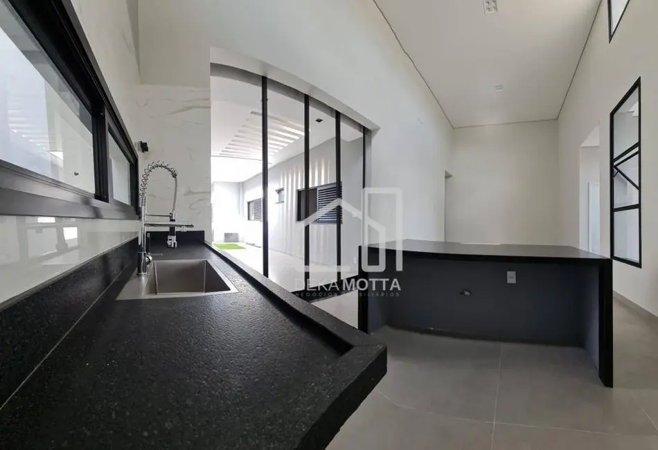 Foto 9 de Casa com 3 quartos à venda, 250m2 em Aclimação, Uberlandia - MG
