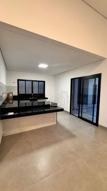 Foto 6 de Casa com 3 quartos à venda, 250m2 em Aclimação, Uberlandia - MG