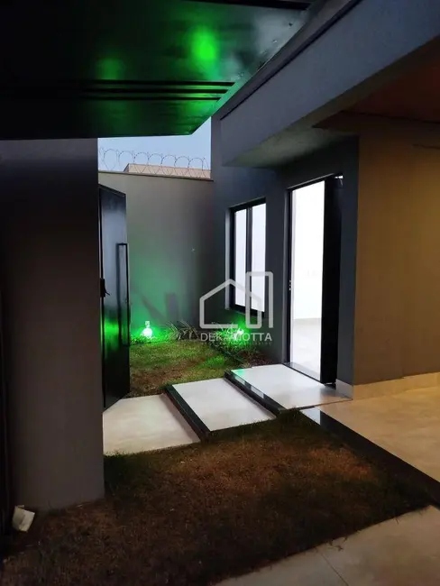 Foto 1 de Casa com 2 quartos à venda, 200m2 em Aclimação, Uberlandia - MG