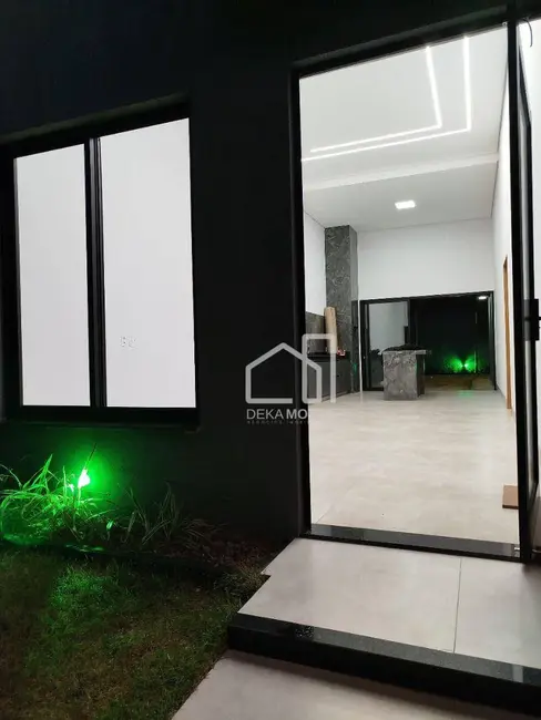 Foto 9 de Casa com 2 quartos à venda, 200m2 em Aclimação, Uberlandia - MG