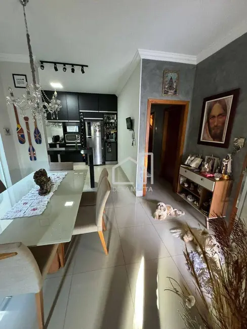 Foto 4 de Casa com 2 quartos à venda, 250m2 em Uberlandia - MG