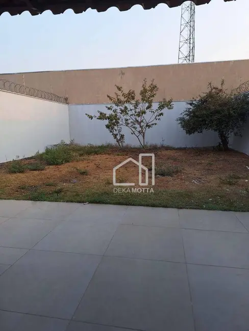 Foto 4 de Casa com 3 quartos à venda, 300m2 em Santa Mônica, Uberlandia - MG