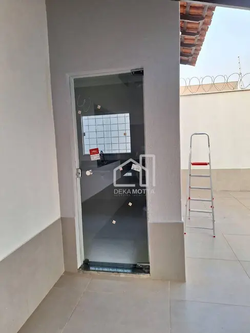 Foto 7 de Casa com 3 quartos à venda, 300m2 em Santa Mônica, Uberlandia - MG
