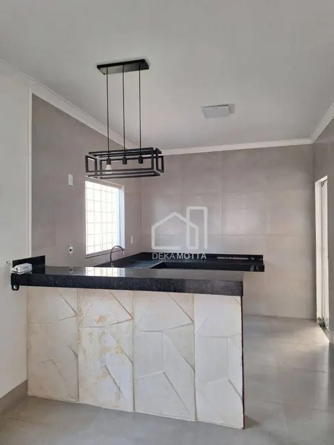 Foto 8 de Casa com 3 quartos à venda, 300m2 em Santa Mônica, Uberlandia - MG