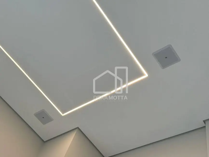 Foto 5 de Casa com 3 quartos à venda, 360m2 em Laranjeiras, Uberlandia - MG