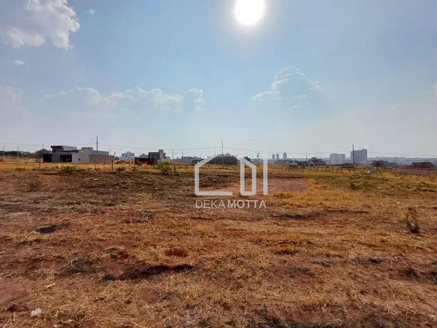 Foto 5 de Terreno / Lote à venda, 300m2 em Novo Mundo, Uberlandia - MG