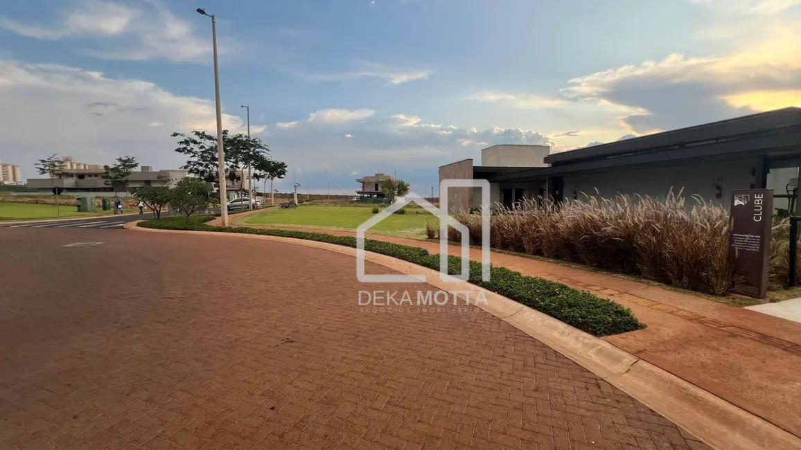 Terreno / Lote à venda, 437m2 em Gávea, Uberlandia - MG - imagem 3 Foto 3 de Terreno / Lote à venda, 437m2 em Gávea, Uberlandia - MG