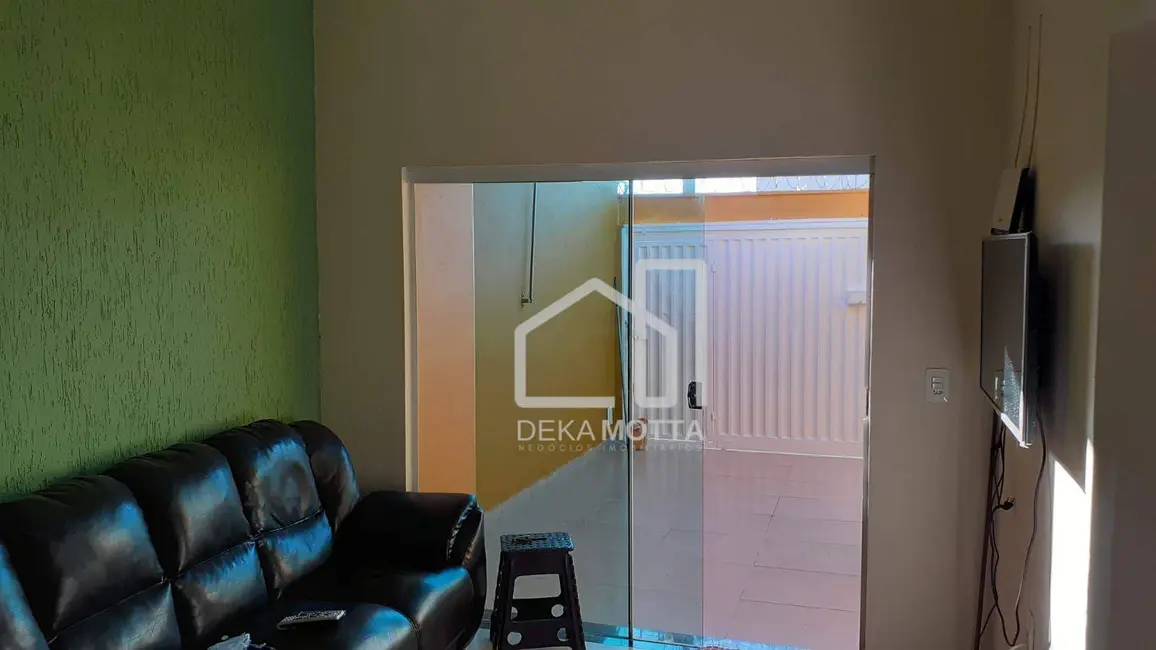 Foto 2 de Casa com 2 quartos à venda, 133m2 em Uberlandia - MG