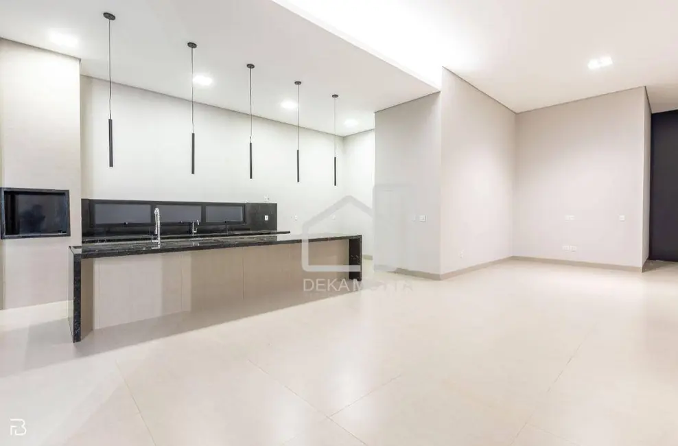 Foto 3 de Casa de Condomínio com 4 quartos à venda, 422m2 em Laranjeiras, Uberlandia - MG