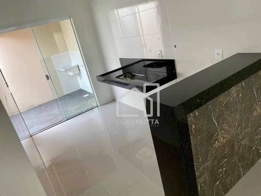 Foto 2 de Casa com 2 quartos à venda, 100m2 em Shopping Park, Uberlandia - MG