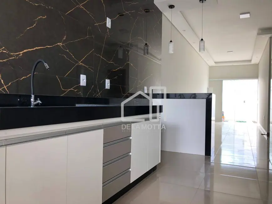 Foto 3 de Casa com 2 quartos à venda, 125m2 em Uberlandia - MG