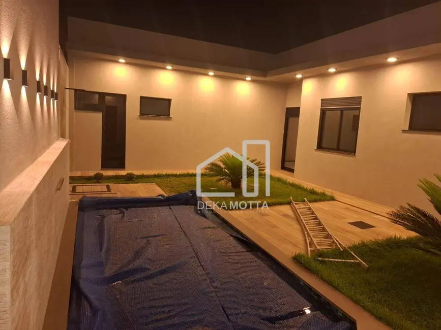 Foto 4 de Casa com 3 quartos à venda, 300m2 em Grand Ville, Uberlandia - MG