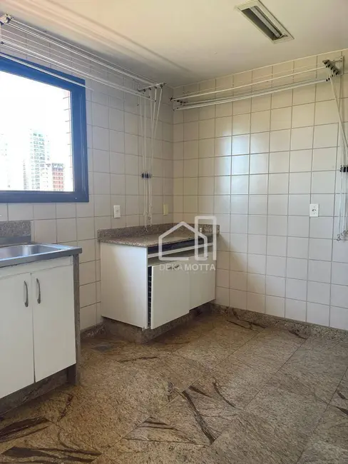 Apartamento com 4 quartos à venda, 208m2 em Tabajaras, Uberlandia - MG - imagem 7 Foto 7 de Apartamento com 4 quartos à venda, 208m2 em Tabajaras, Uberlandia - MG