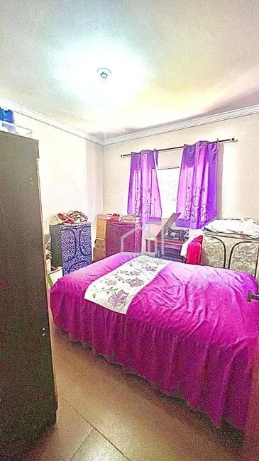 Sobrado com 4 quartos à venda, 250m2 em Luizote de Freitas, Uberlandia - MG - imagem 4 Foto 4 de Sobrado com 4 quartos à venda, 250m2 em Luizote de Freitas, Uberlandia - MG