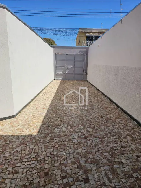 Foto 3 de Casa com 3 quartos à venda, 360m2 em Jardim Brasília, Uberlandia - MG