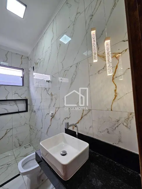 Foto 1 de Casa com 2 quartos à venda, 120m2 em Jardim Brasília, Uberlandia - MG