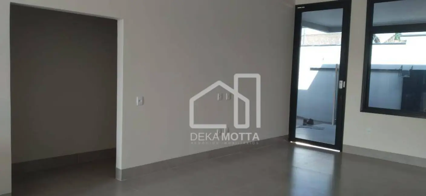 Foto 8 de Casa com 3 quartos à venda, 250m2 em Jardim Ipanema, Uberlandia - MG