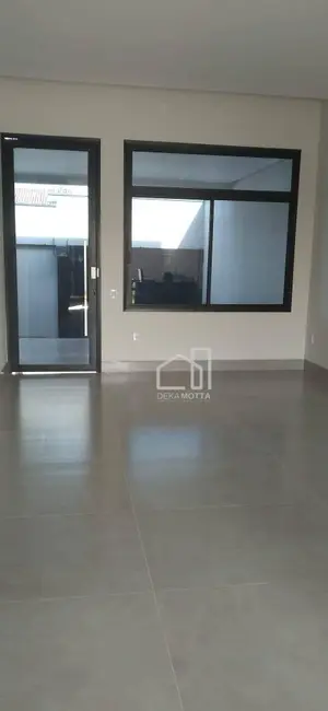 Foto 6 de Casa com 3 quartos à venda, 250m2 em Jardim Ipanema, Uberlandia - MG