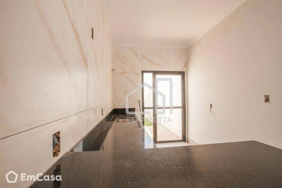 Foto 8 de Casa com 3 quartos à venda, 150m2 em Novo Mundo, Uberlandia - MG