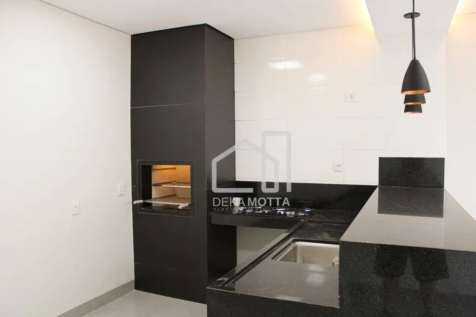 Foto 7 de Casa com 3 quartos à venda, 300m2 em Novo Mundo, Uberlandia - MG