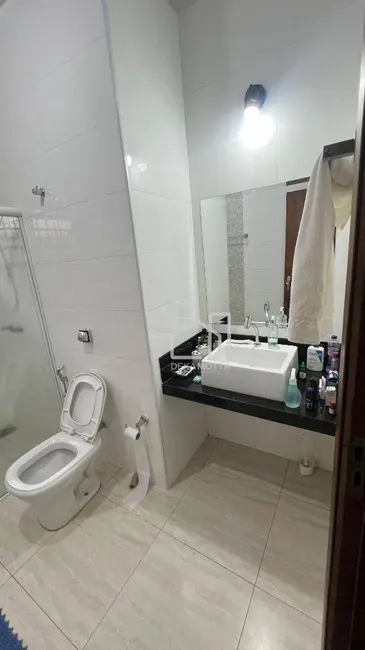 Foto 4 de Casa com 3 quartos à venda, 346m2 em Cazeca, Uberlandia - MG
