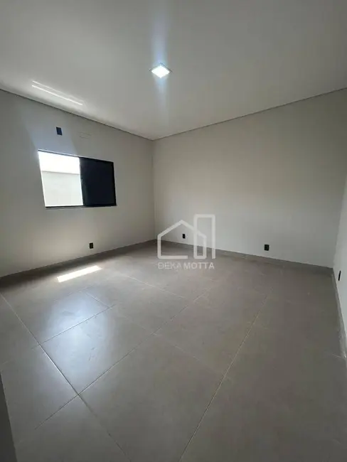 Foto 6 de Casa com 3 quartos à venda, 250m2 em Jardim Patrícia, Uberlandia - MG