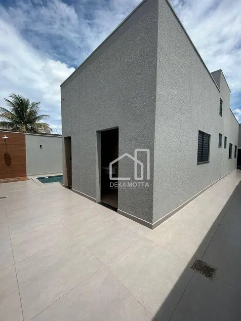 Foto 2 de Casa com 3 quartos à venda, 250m2 em Jardim Patrícia, Uberlandia - MG