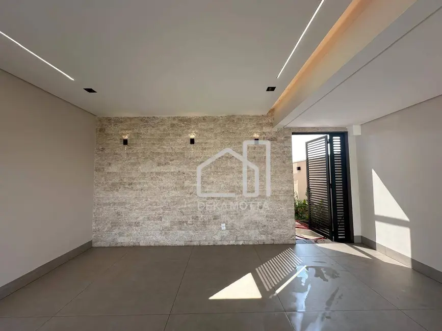 Casa de Condomínio com 4 quartos à venda, 408m2 em Gávea, Uberlandia - MG - imagem 3 Foto 3 de Casa de Condomínio com 4 quartos à venda, 408m2 em Gávea, Uberlandia - MG