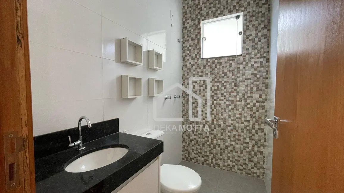 Foto 6 de Casa com 2 quartos à venda, 125m2 em Laranjeiras, Uberlandia - MG