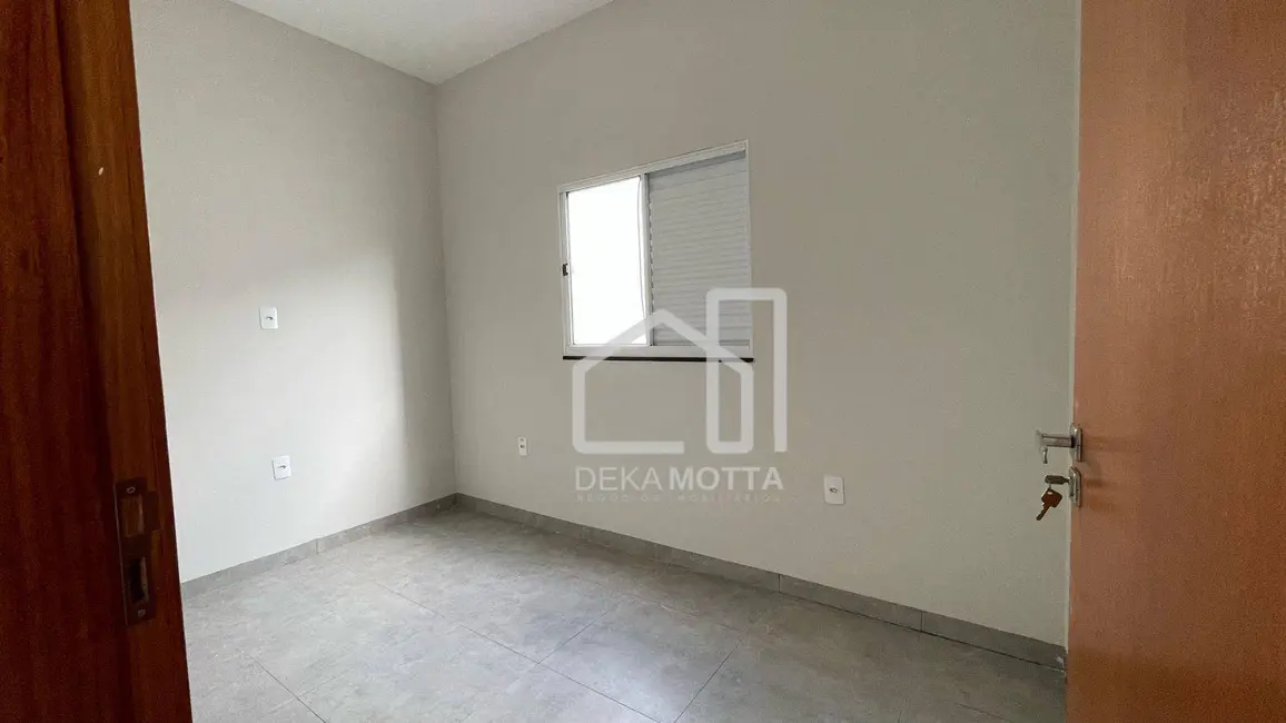 Foto 5 de Casa com 2 quartos à venda, 125m2 em Laranjeiras, Uberlandia - MG
