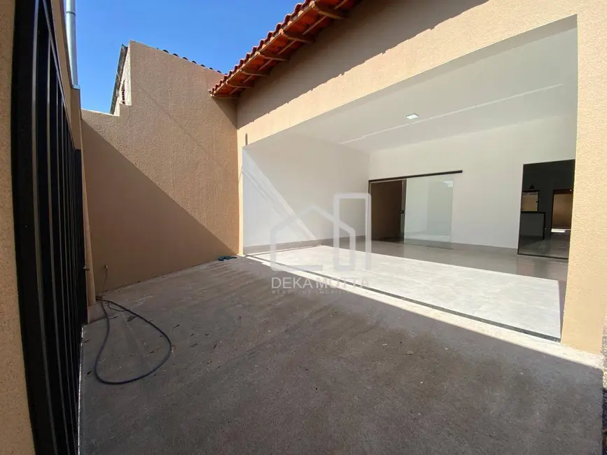 Foto 1 de Casa com 3 quartos à venda, 200m2 em Jardim Brasília, Uberlandia - MG