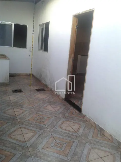 Foto 5 de Casa com 2 quartos à venda, 350m2 em Luizote de Freitas, Uberlandia - MG