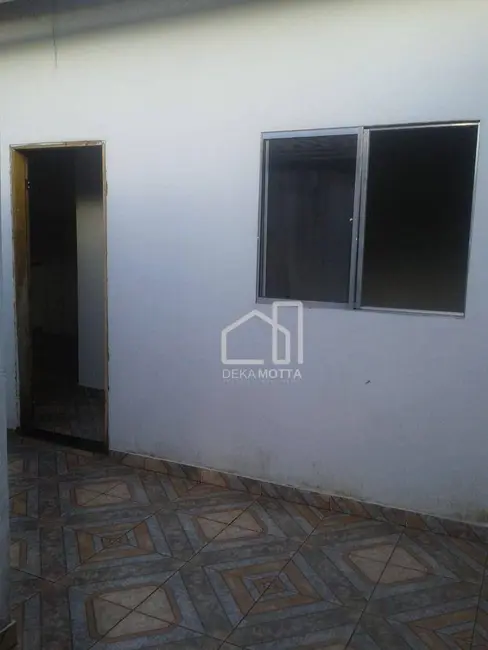 Foto 3 de Casa com 2 quartos à venda, 350m2 em Luizote de Freitas, Uberlandia - MG