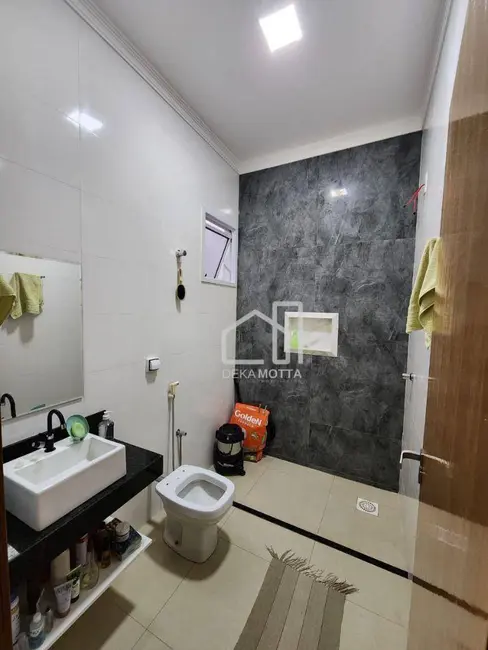 Foto 4 de Casa com 2 quartos à venda, 125m2 em Uberlandia - MG