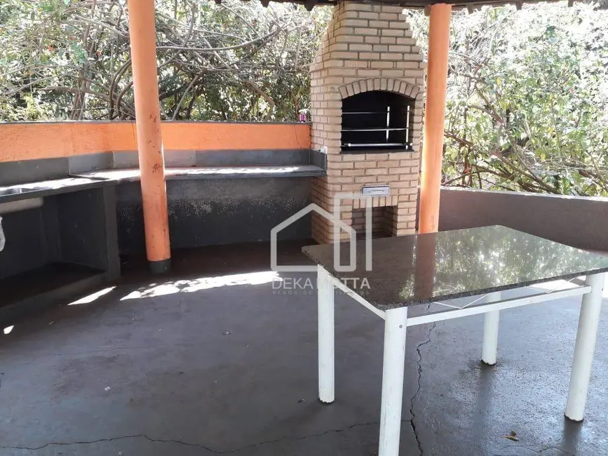 Chácara com 5 quartos à venda, 5250m2 em Jockey Camping, Uberlandia - MG - imagem 3 Foto 3 de Chácara com 5 quartos à venda, 5250m2 em Jockey Camping, Uberlandia - MG